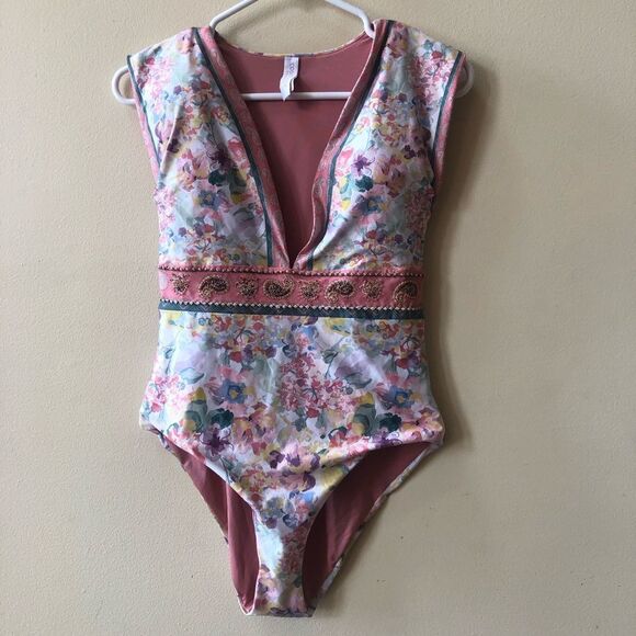 Cosita Linda One Piece Swimsuit - Picture 1 of 6